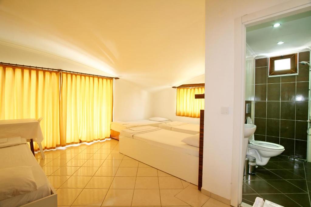 Guest house Hakan Aile 2*