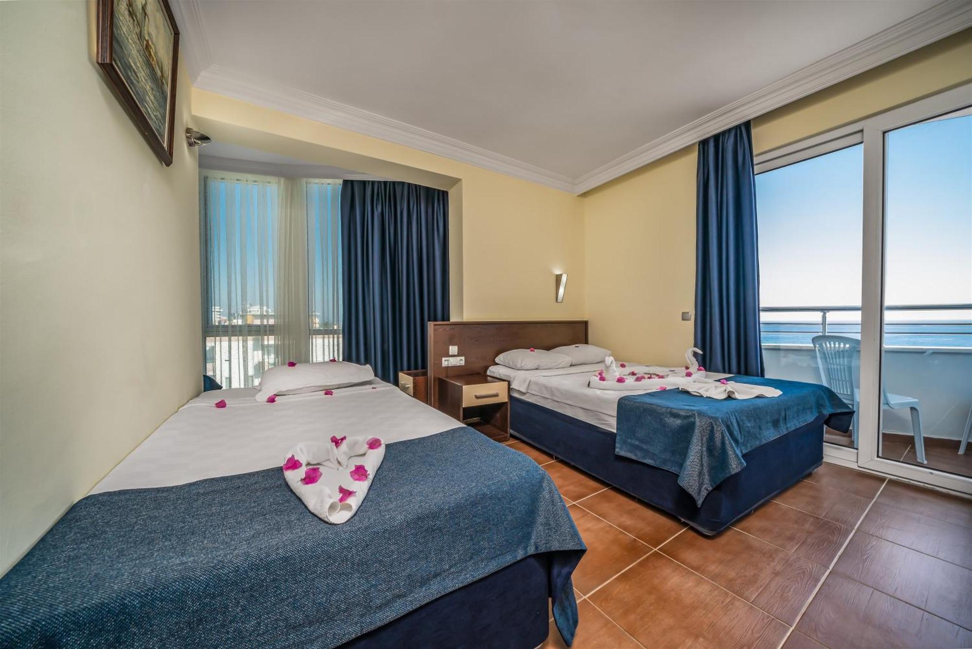 Arsi Blue Otel 4*