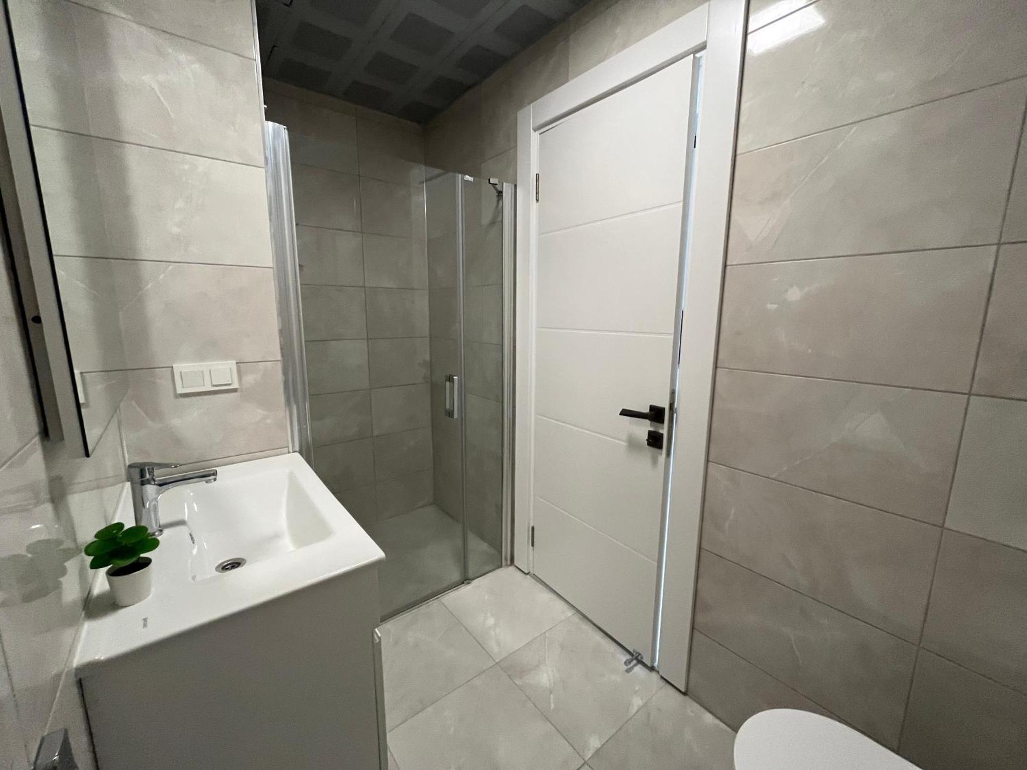 New 60m2 Luxury Sunset Aqua Mahmutlar, Alanya, 50m Sea, Large Pool, Gym, Private No A Tourist Facility, First Sea Line *