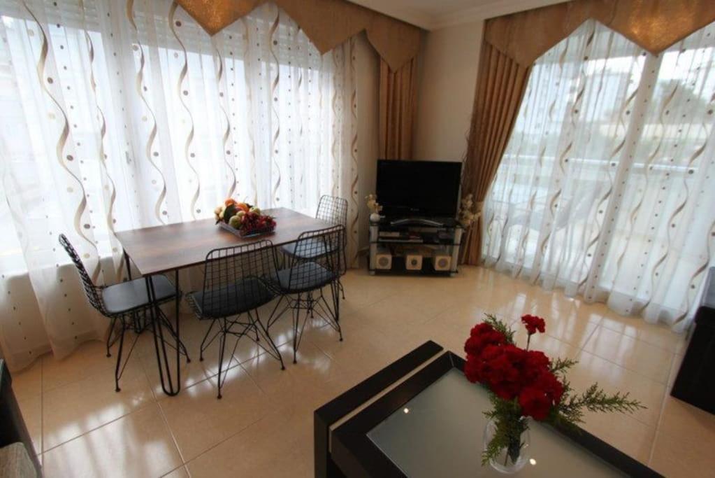 Orange Garden Cikcilli Appartement