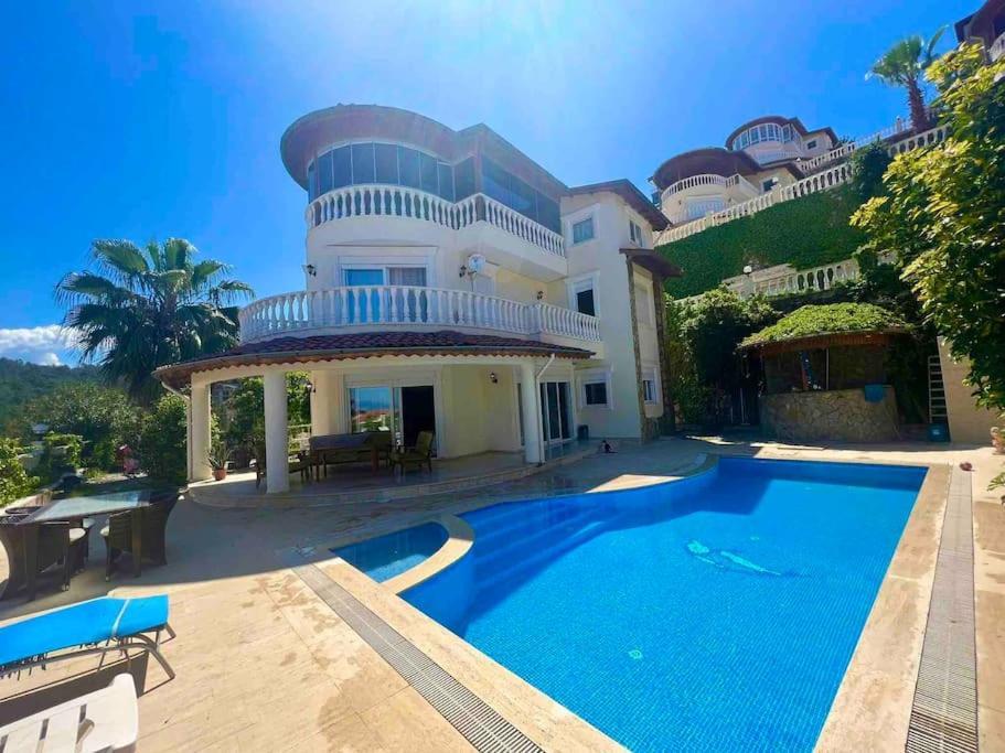 Majestik; Alanya'da Muhtesem
