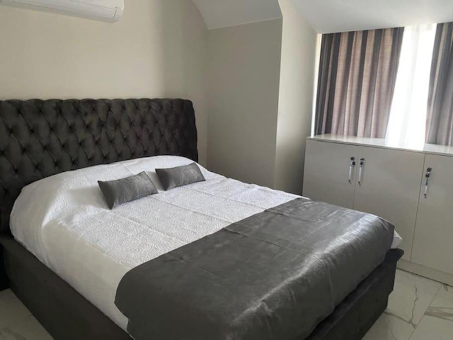 Retro 13 3+1 Apartment