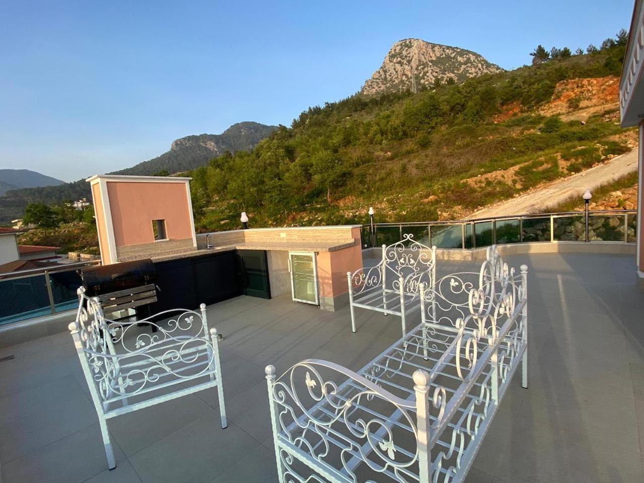 - Luxux - Rooftop - Terrasse - Whirlpool - Pool Villa *