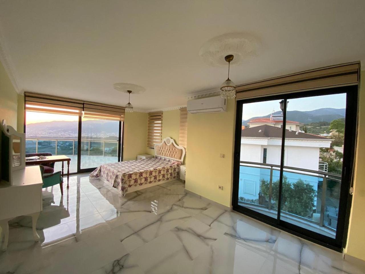 Villa - Luxux - Rooftop - Terrasse - Whirlpool - Pool *