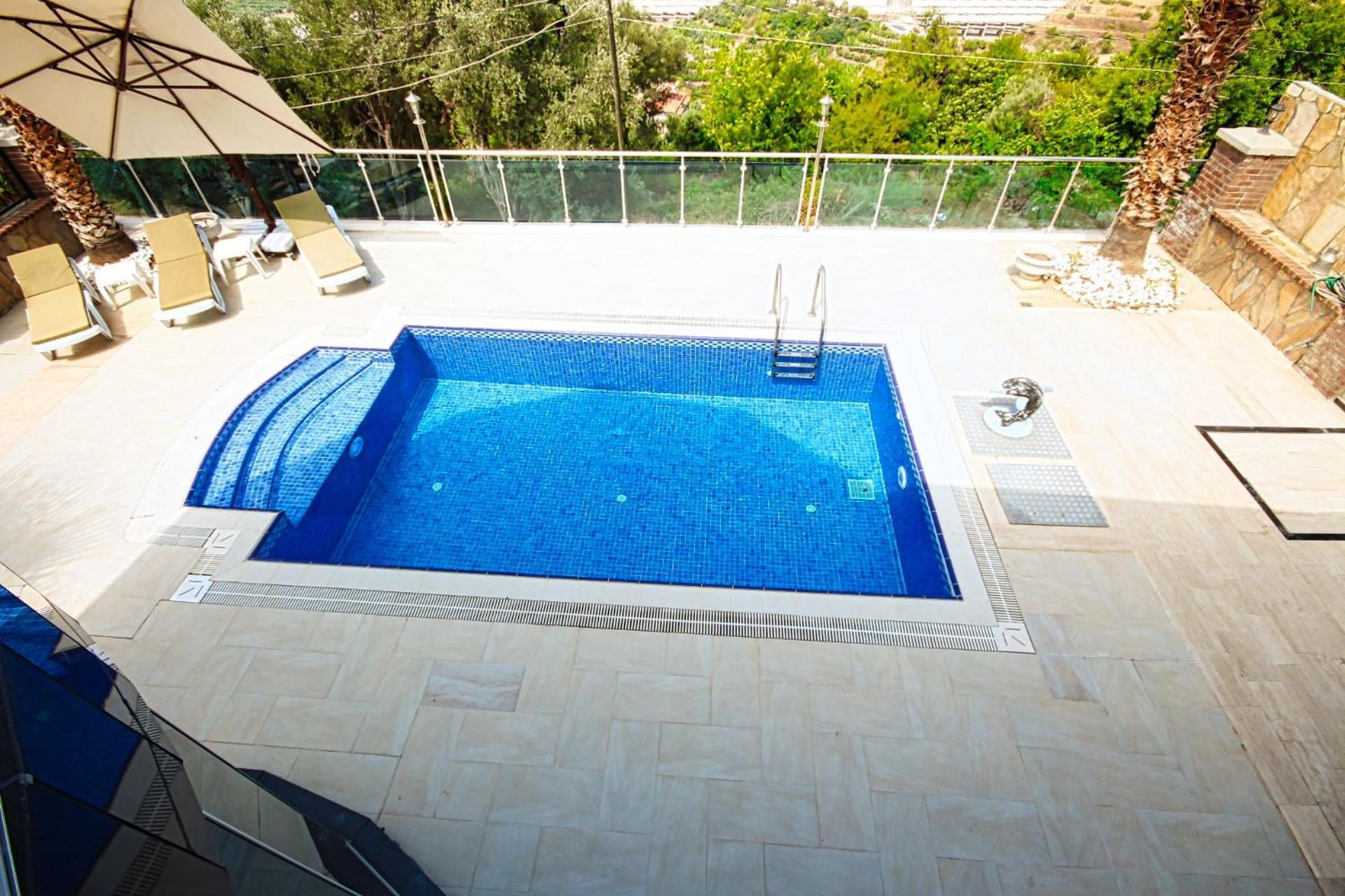 Villa - Luxus - Pool - Whirlpool - - Kestel Alanya