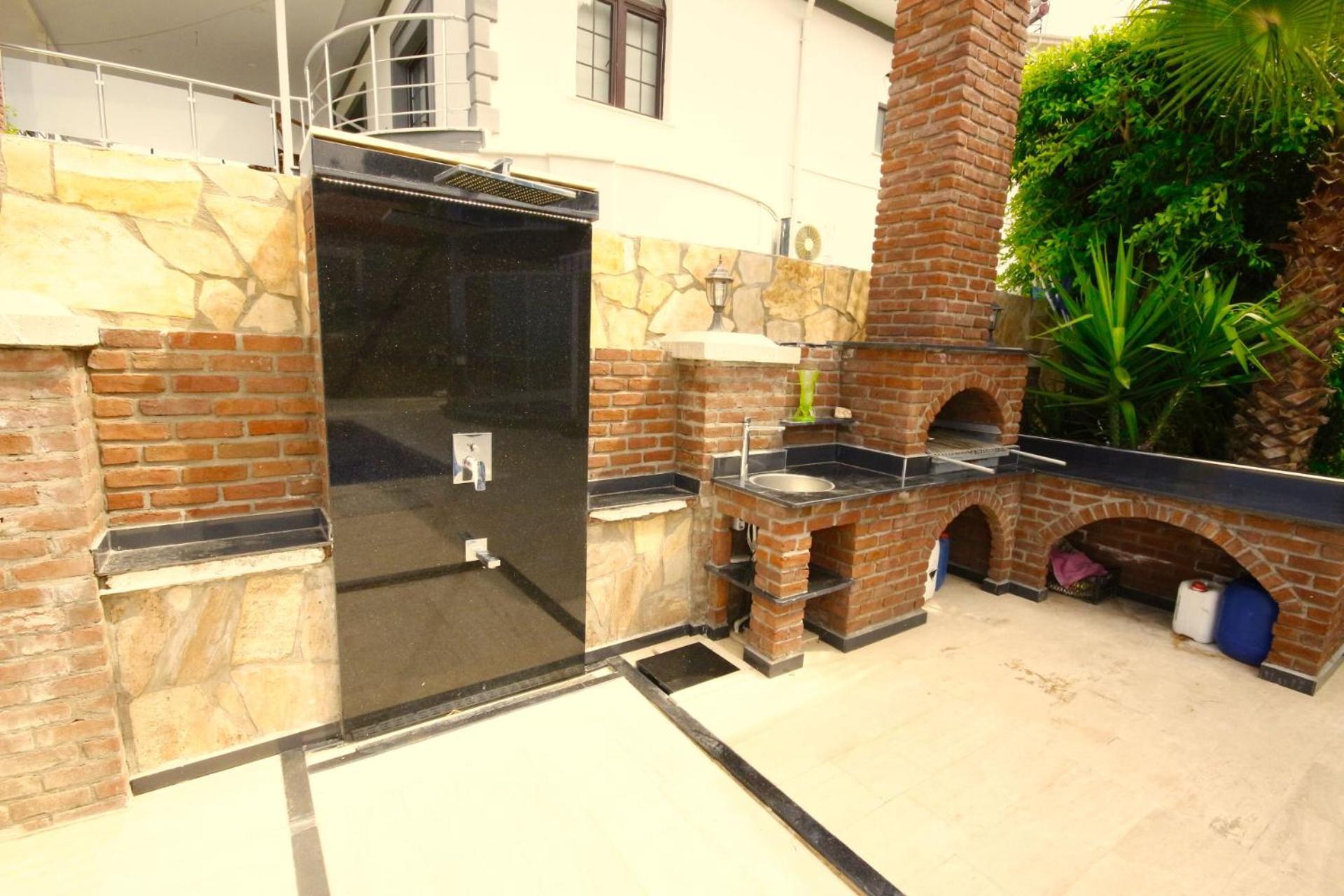 Villa - Luxus - Pool - Whirlpool - - Kestel