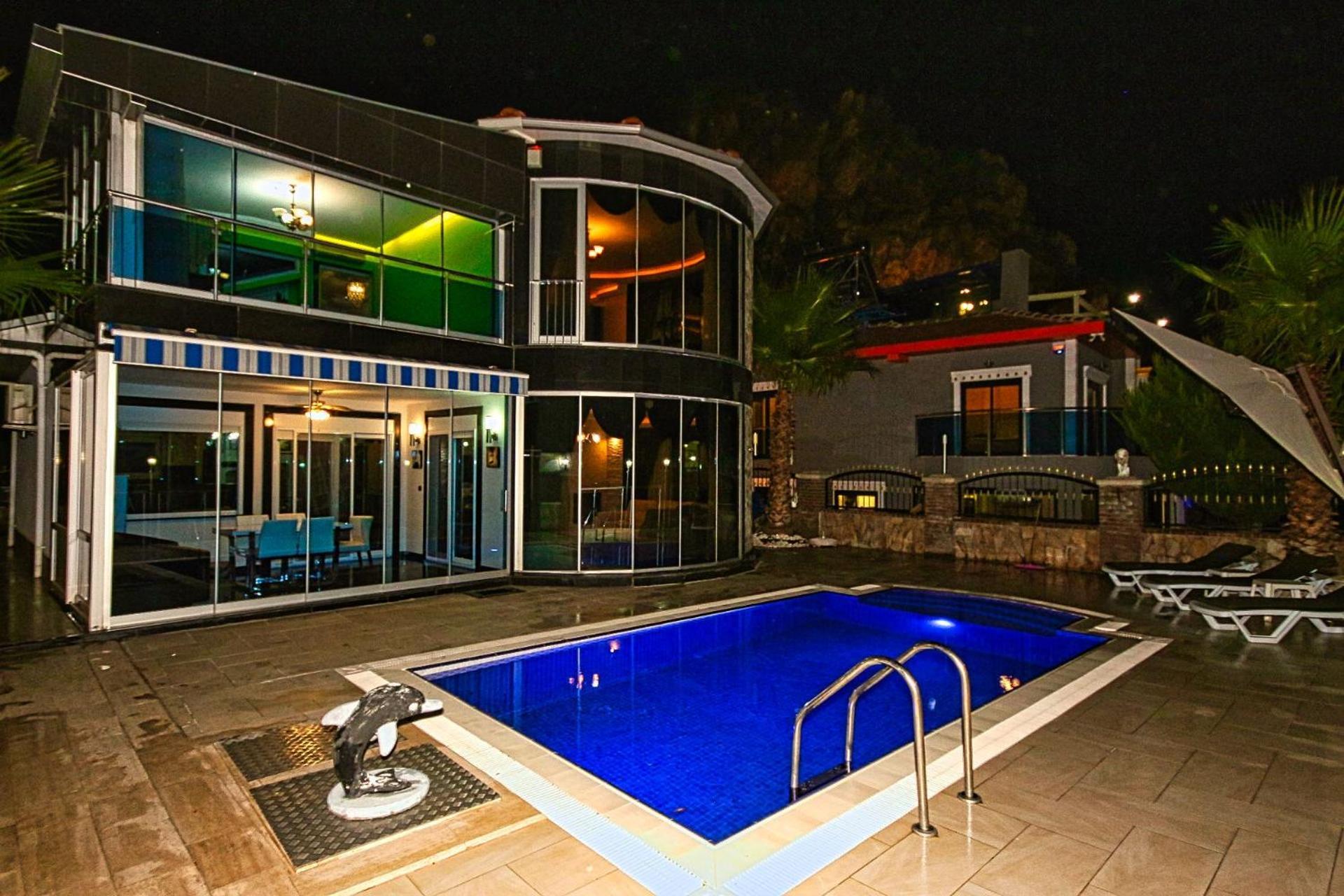 - Luxus - Pool - Whirlpool - - Kestel Villa Alanya