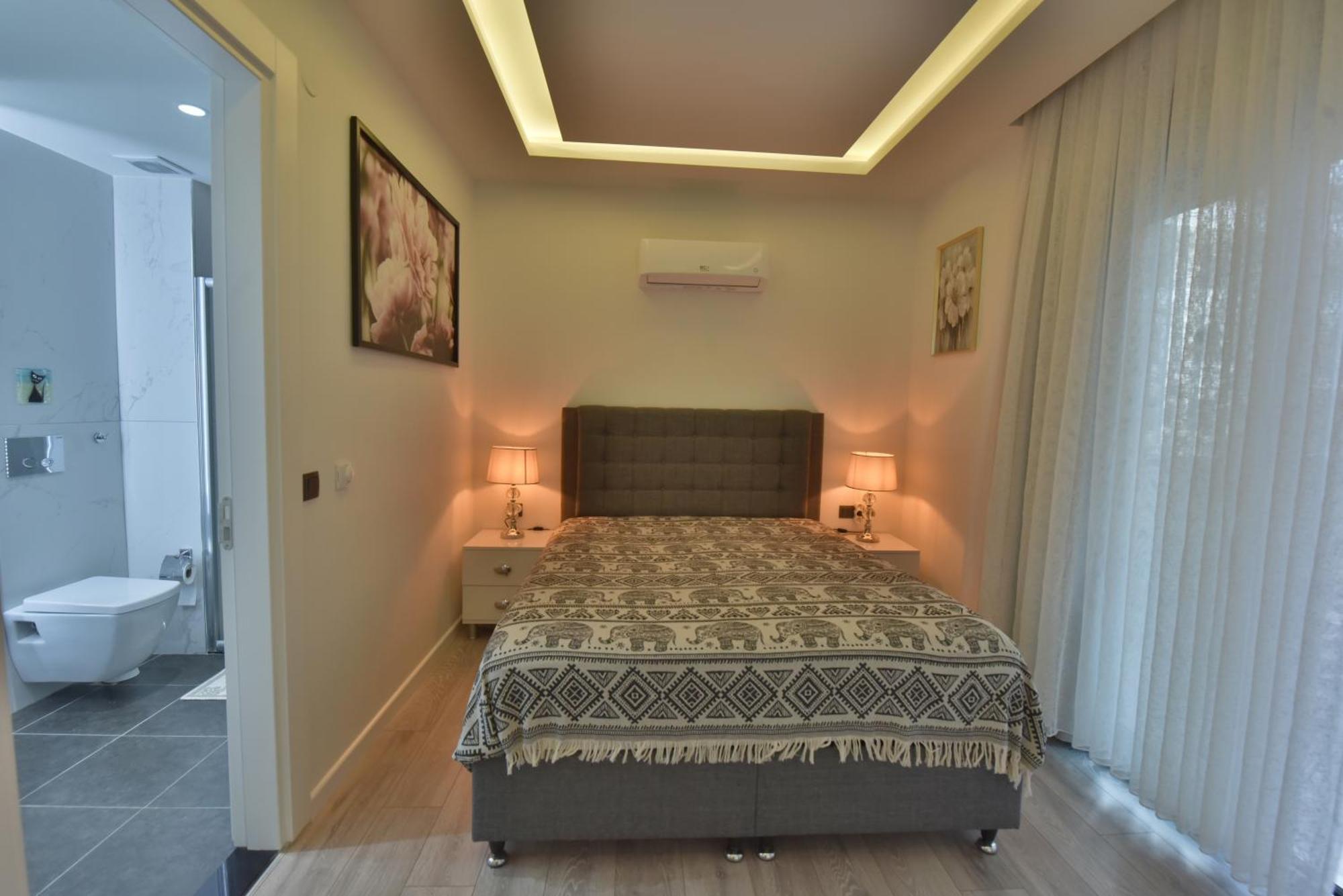 26 Cleopatra Legacy No 8 Alanya