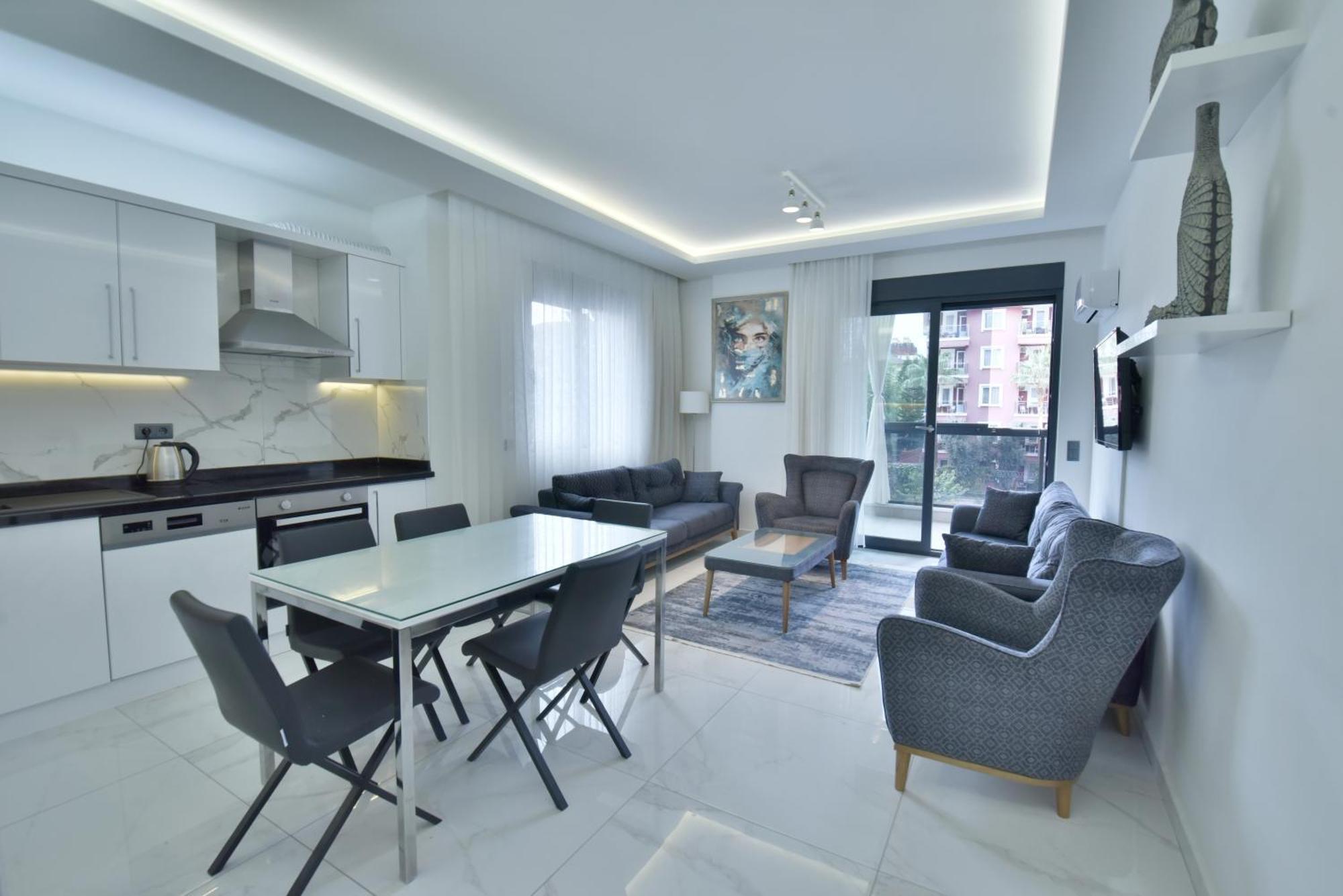 Apartment 26 Cleopatra Legacy No 8