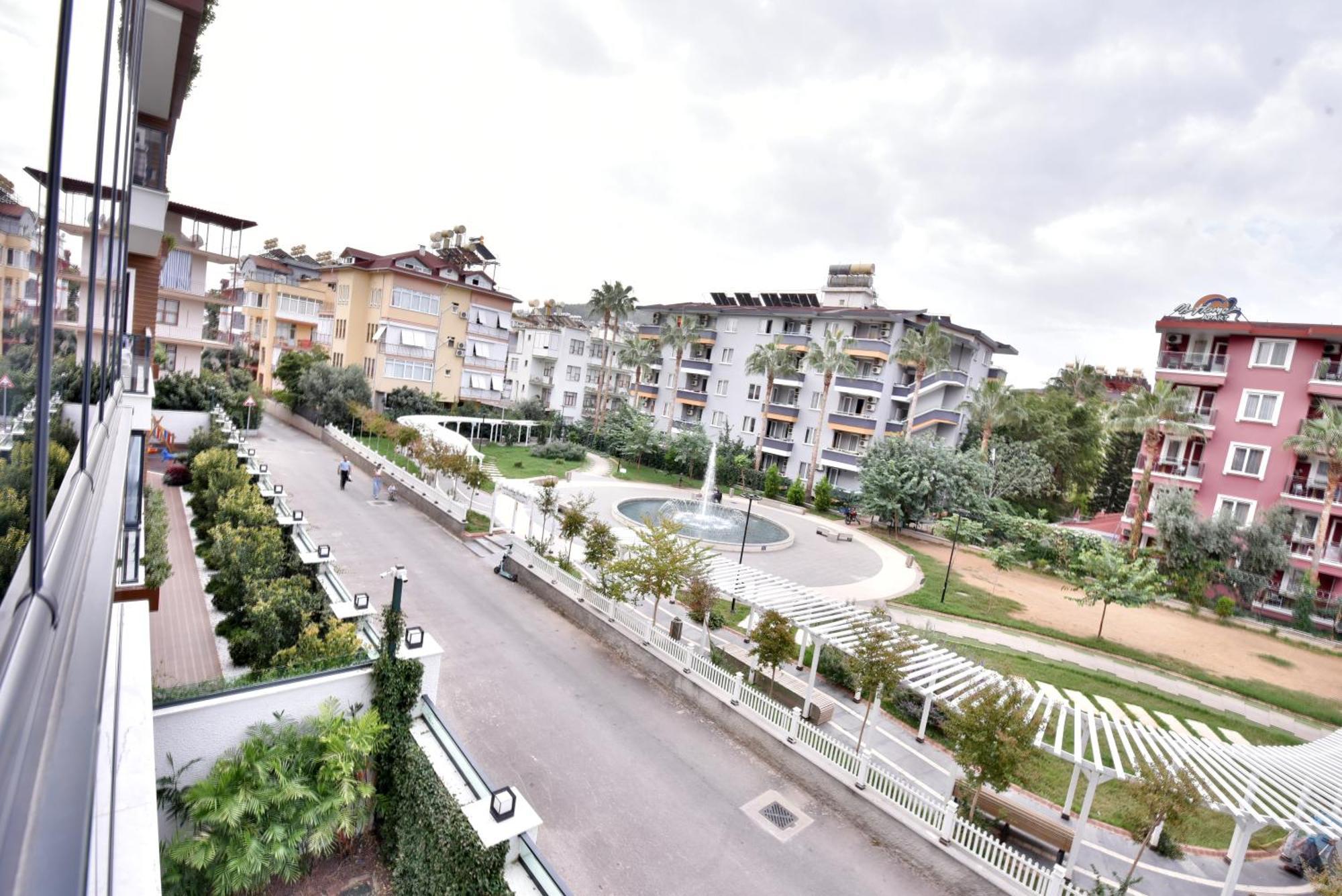 Apartment 26 Cleopatra Legacy No 8