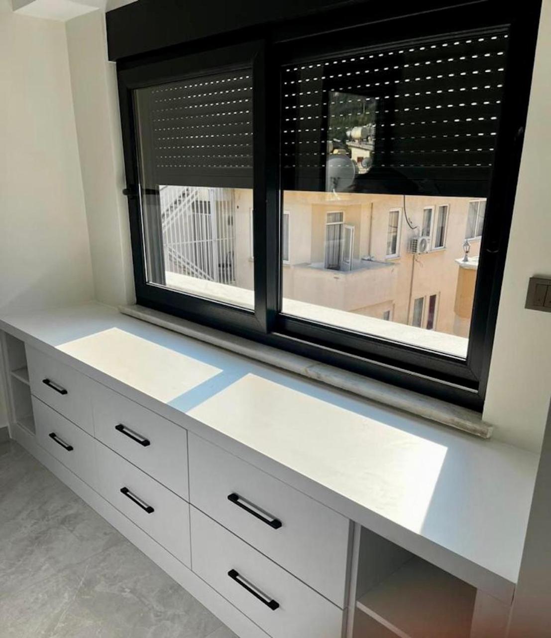 New By Cleopatra Apartment
