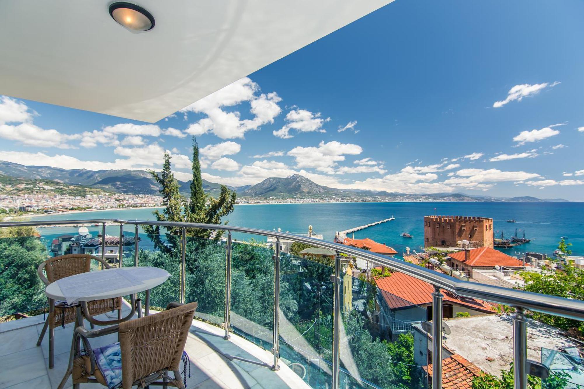 Castle - Adult Only Apartment Alanya