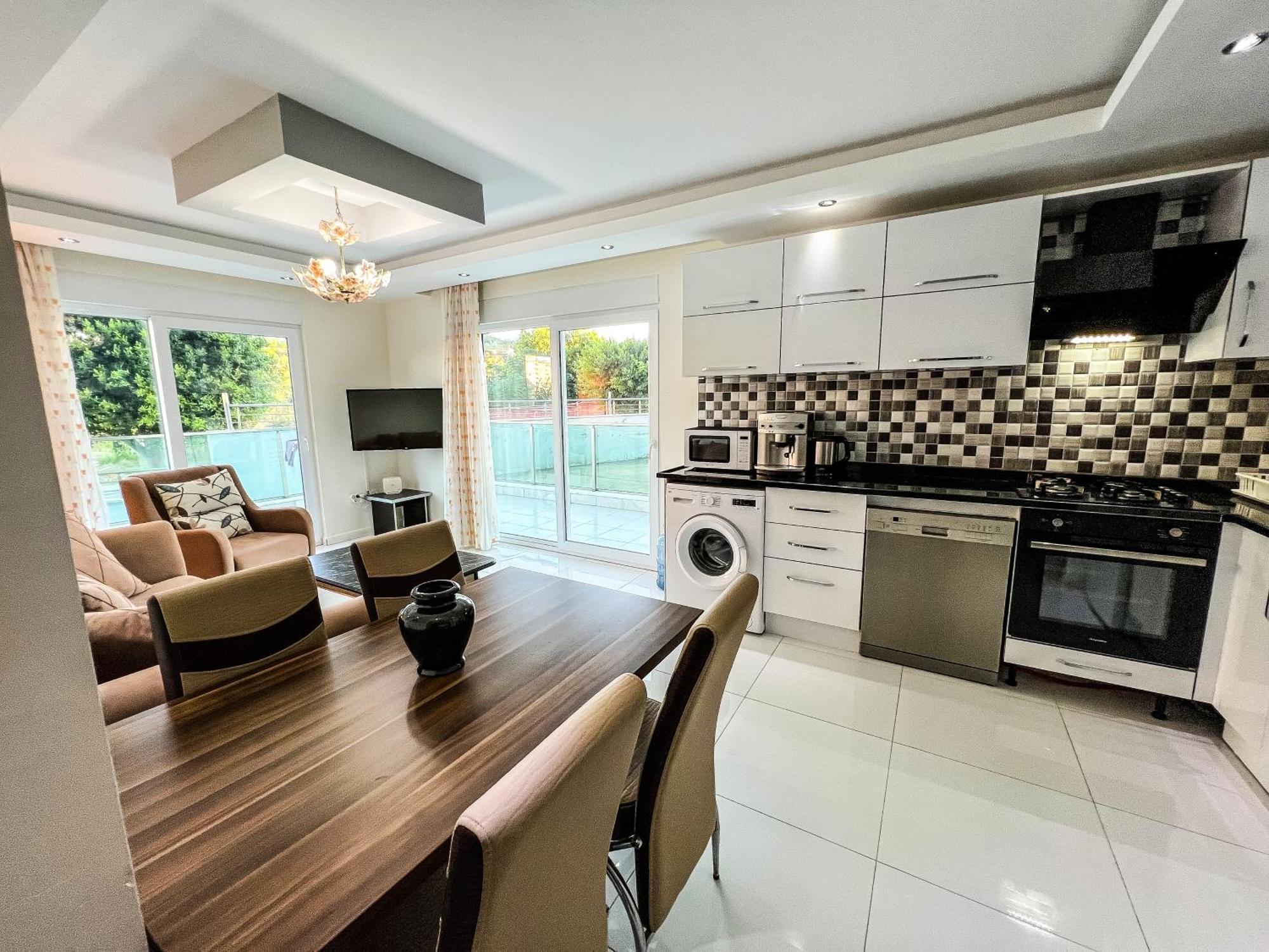 Peaceful Riverside Retreat 10-min Walk To Beach, Steps From National Park In *