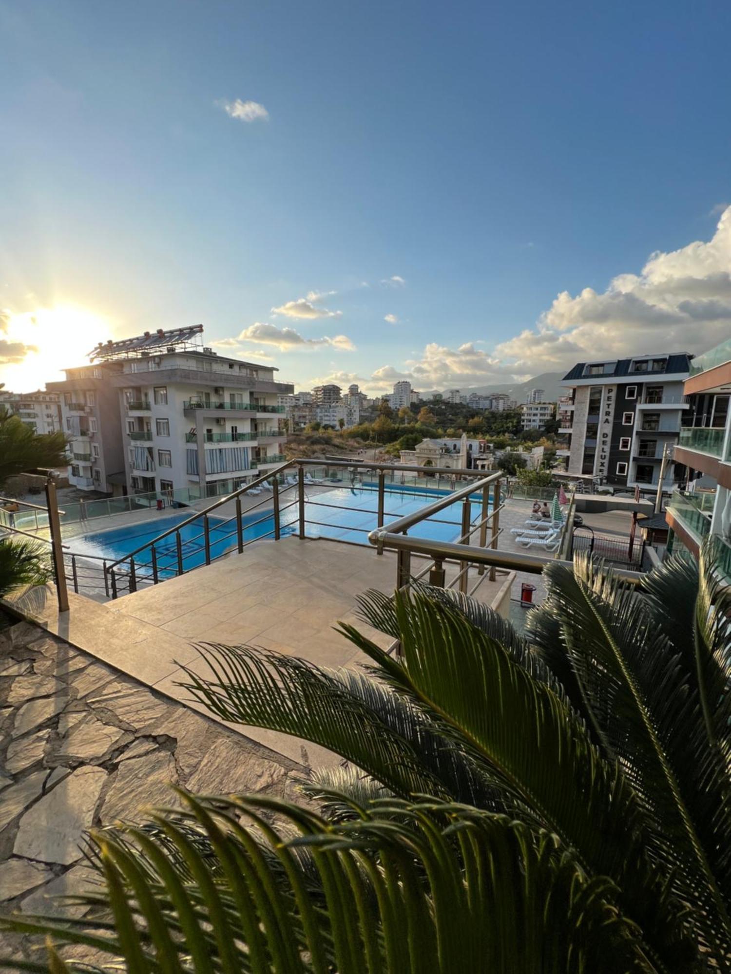 Peaceful Riverside Retreat 10-min Walk To Beach, Steps From National Park In Apartment Alanya