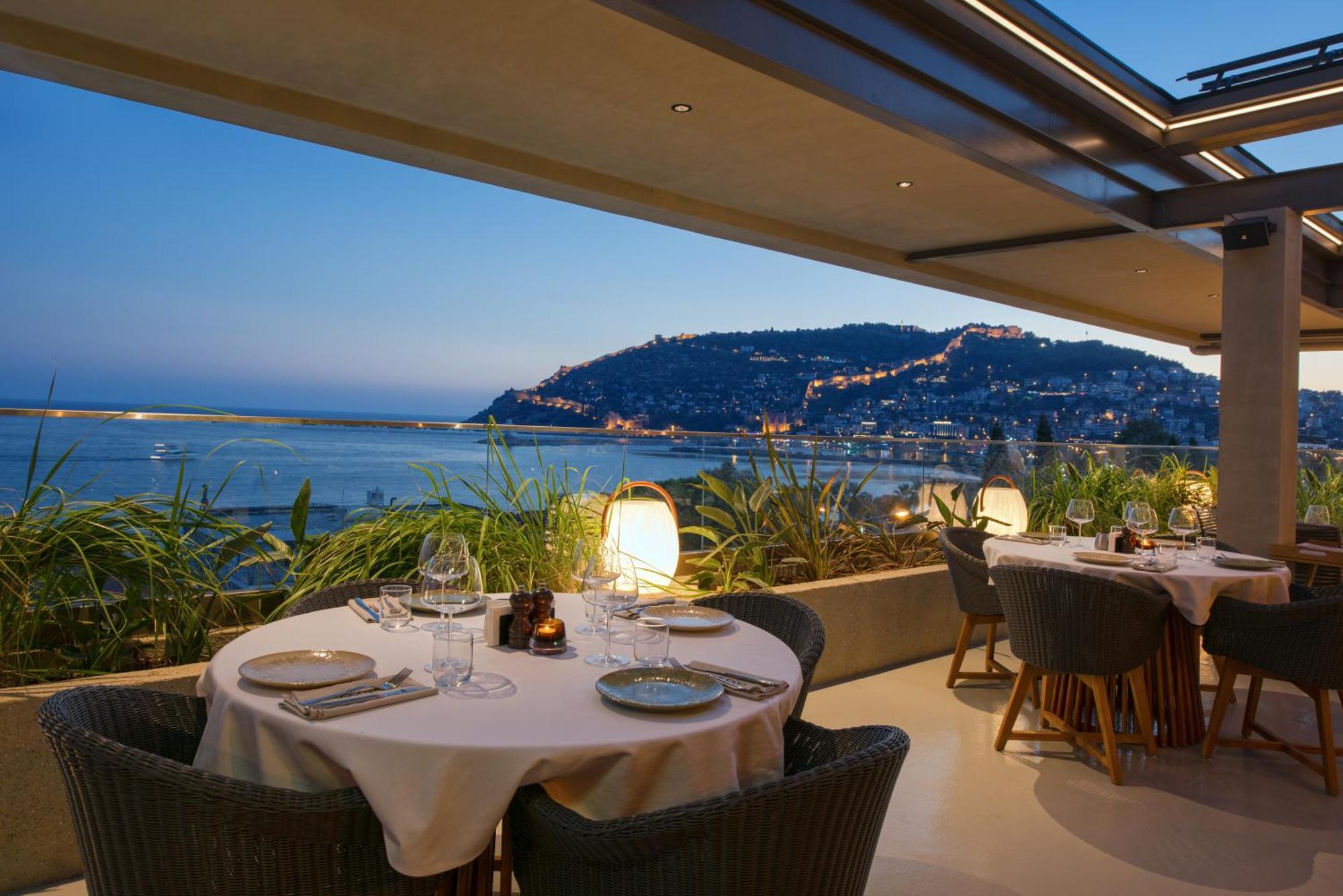Bueyuek (adults Only) 4*