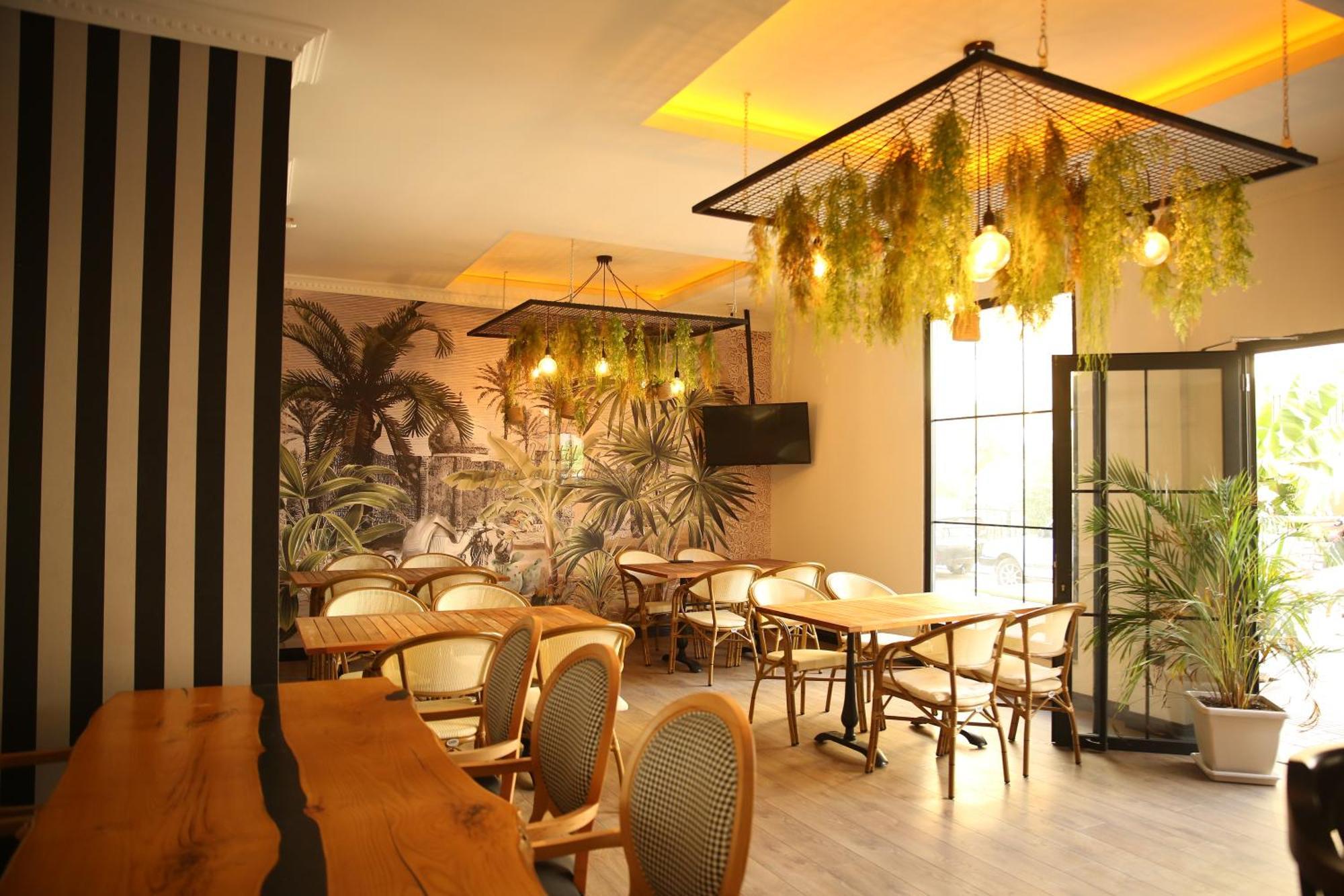 Aparthotel Saray 2*
