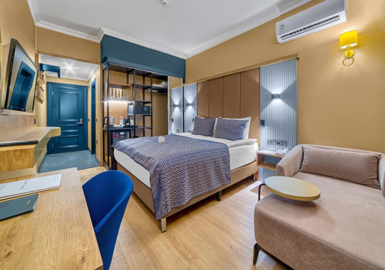 Hotel Numa Port 4*