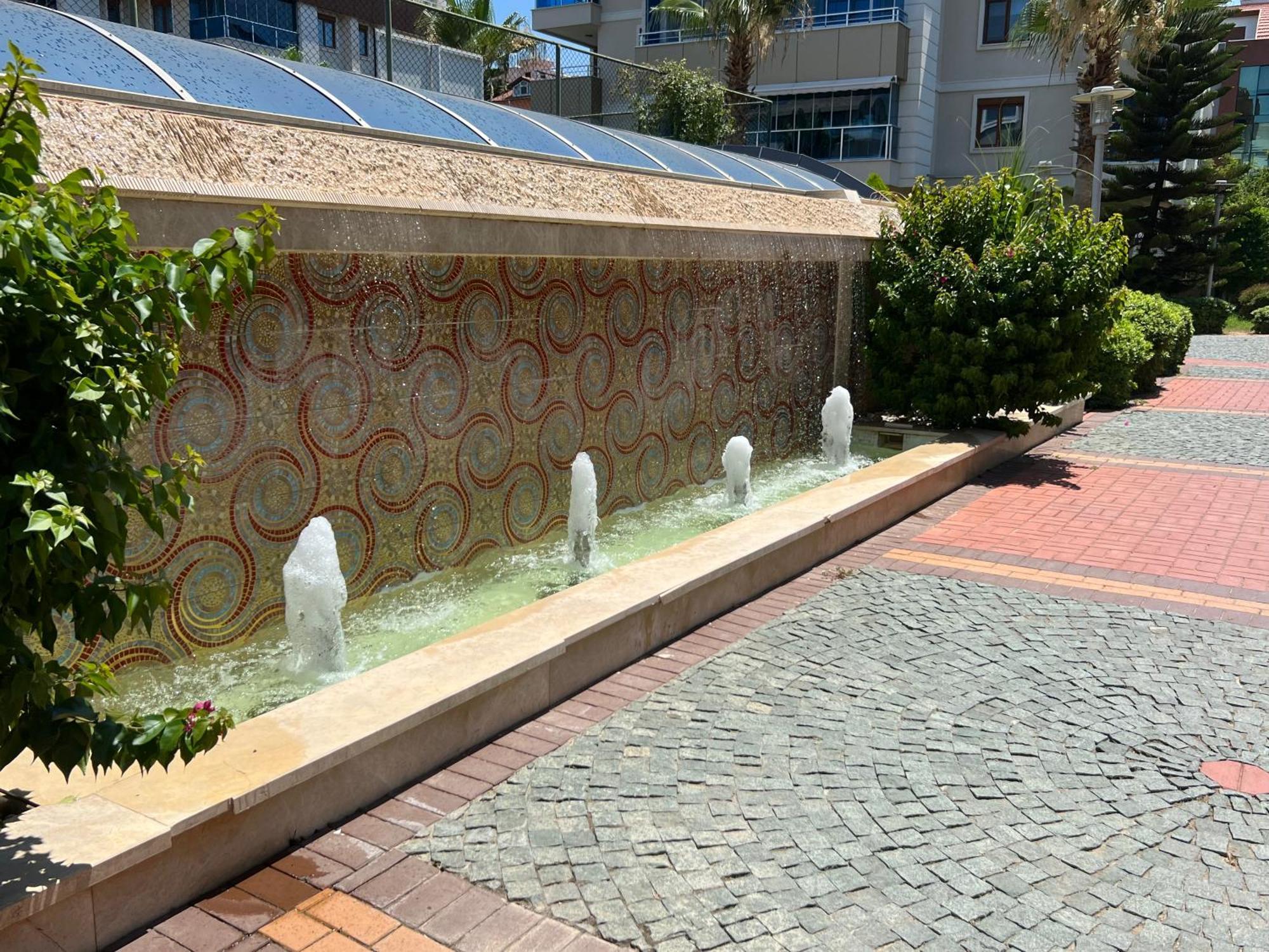 Penthouse 4 Bedrooms, 1 Living Room, To The Sea 7 Minutes Walk Apartamento *
