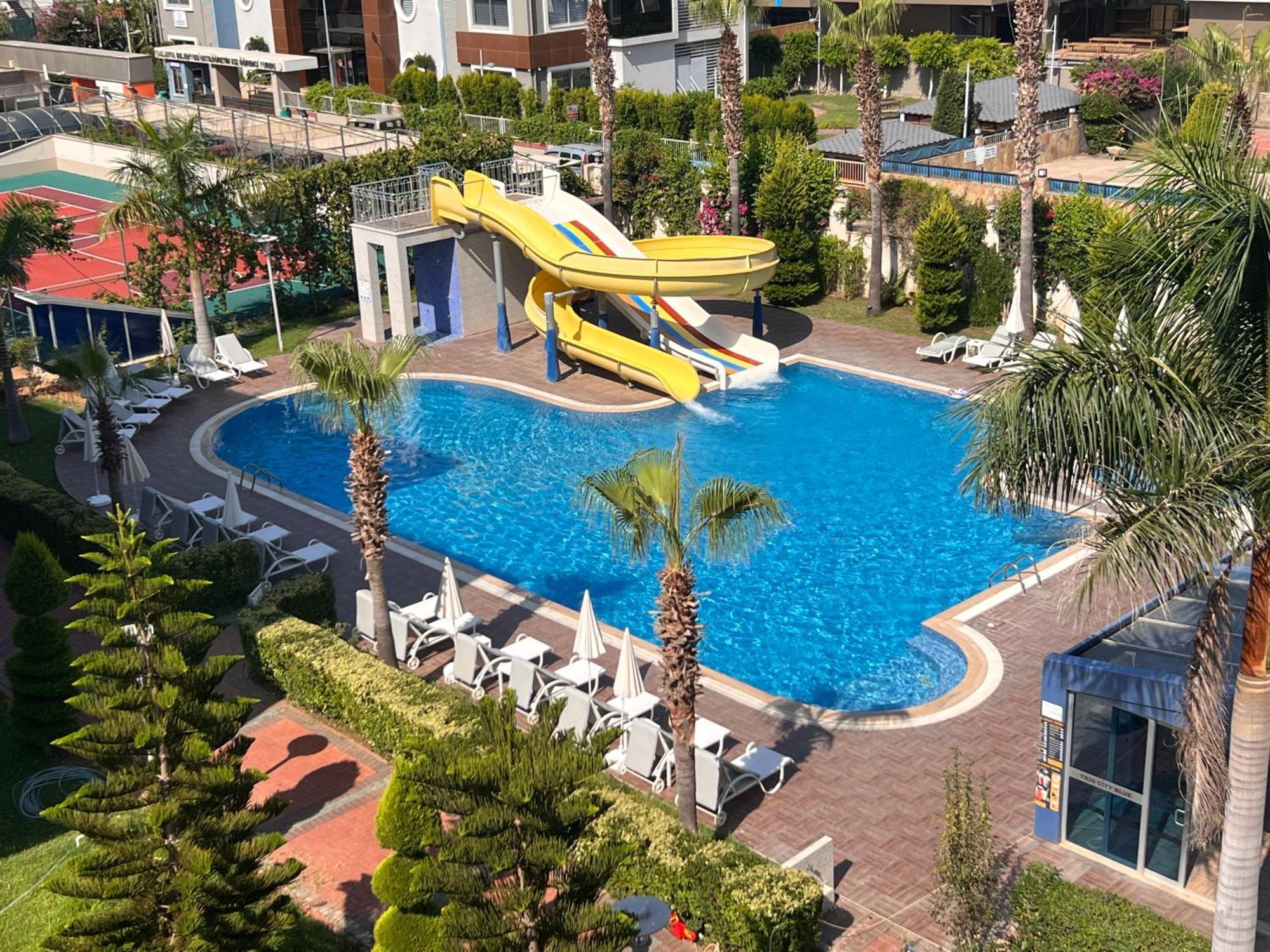 Penthouse 4 Bedrooms, 1 Living Room, To The Sea 7 Minutes Walk Apartamento *