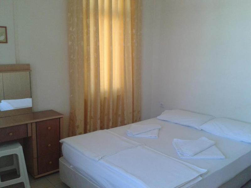 Orange Grove Apart *
