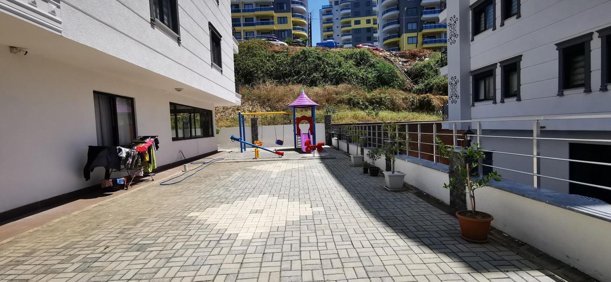 Apartment Life 6 *