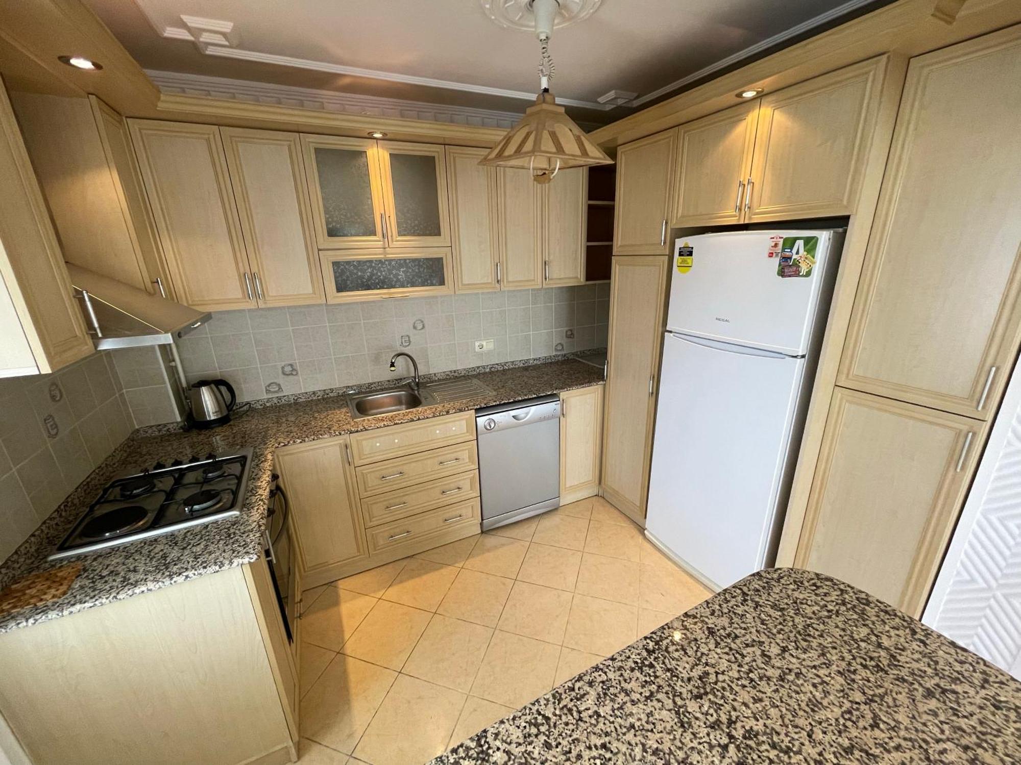 Family 2bd Flat 150m To The * Alanya