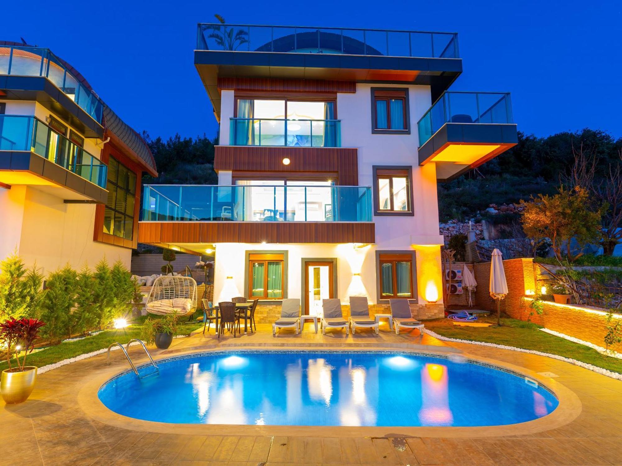 Luxury Villa