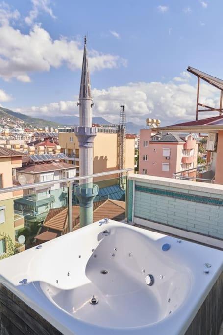 Apartment Cleopatra Ultra-luxury 3-bedroom Penthouse Alanya