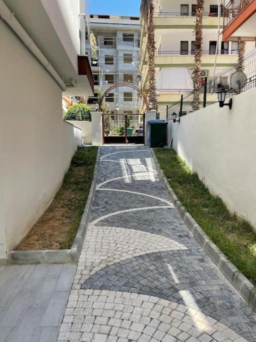 Apartment Denize Cok Yakin. Sifir Bina *