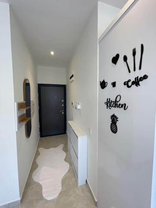 Apartment Denize Cok Yakin. Sifir Bina *