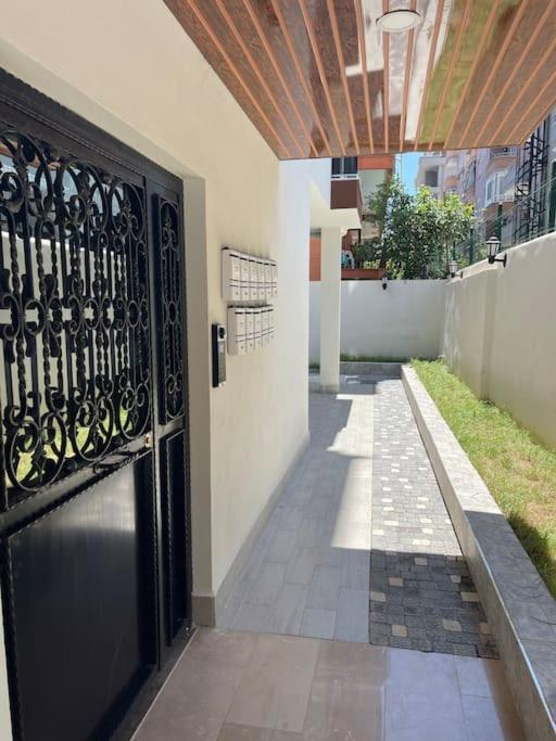 Apartment Denize Cok Yakin. Sifir Bina *