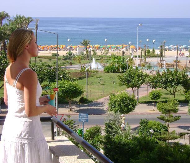 Hotel Kleopatra Carina