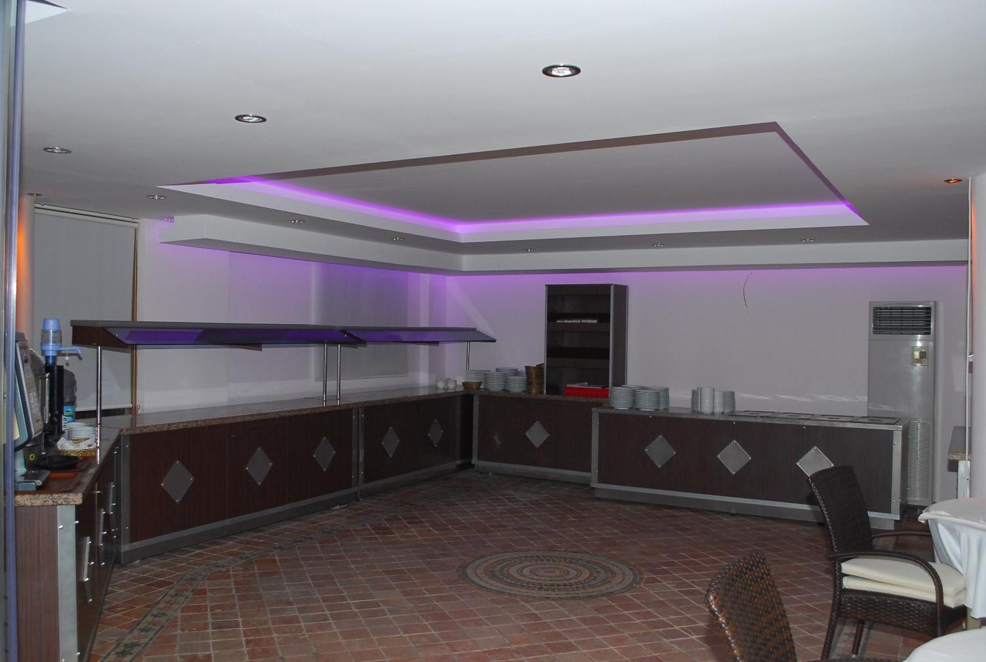 Aparthotel Atak 3*