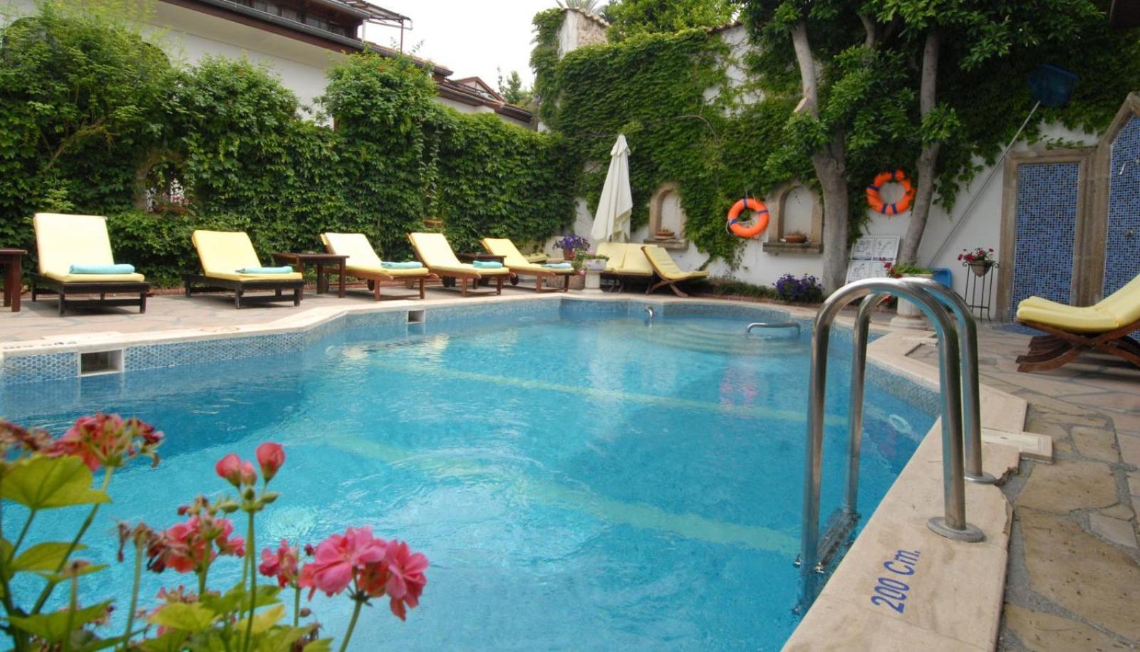 Apartment Dream House - Included! No Hidden Costs, Vip Trans-fer Bookable *