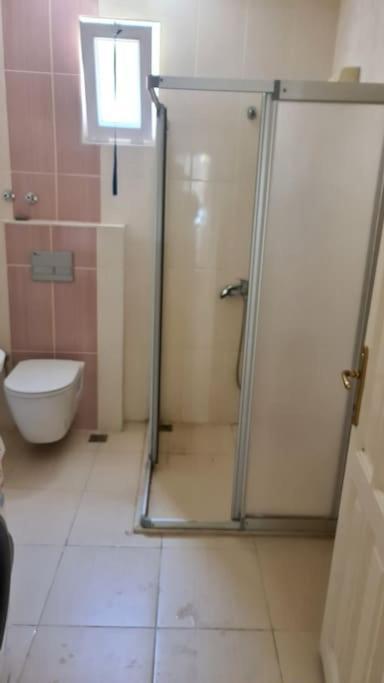 Apartment Merkezde Full Esyali Denize 50mt Daire
