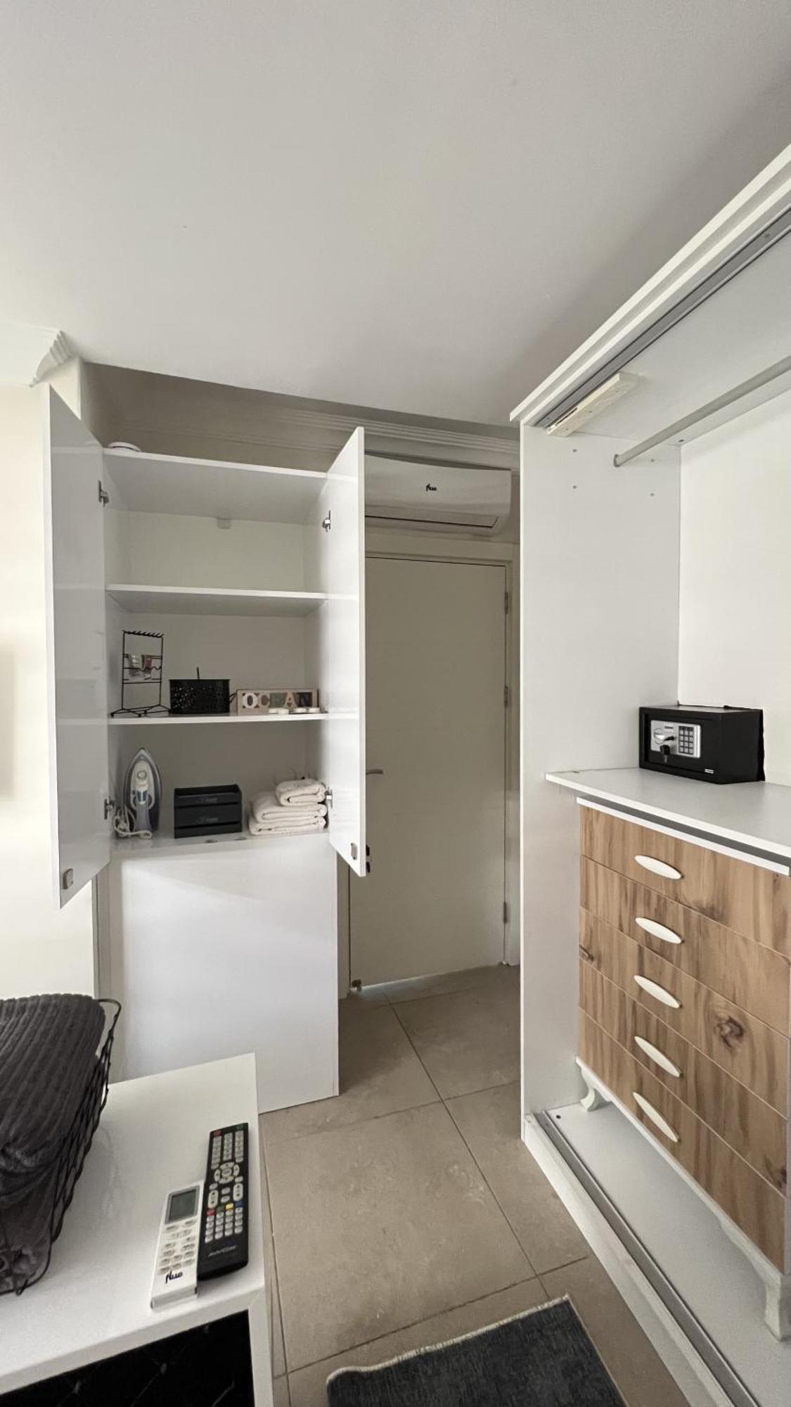 Anemon Apartment