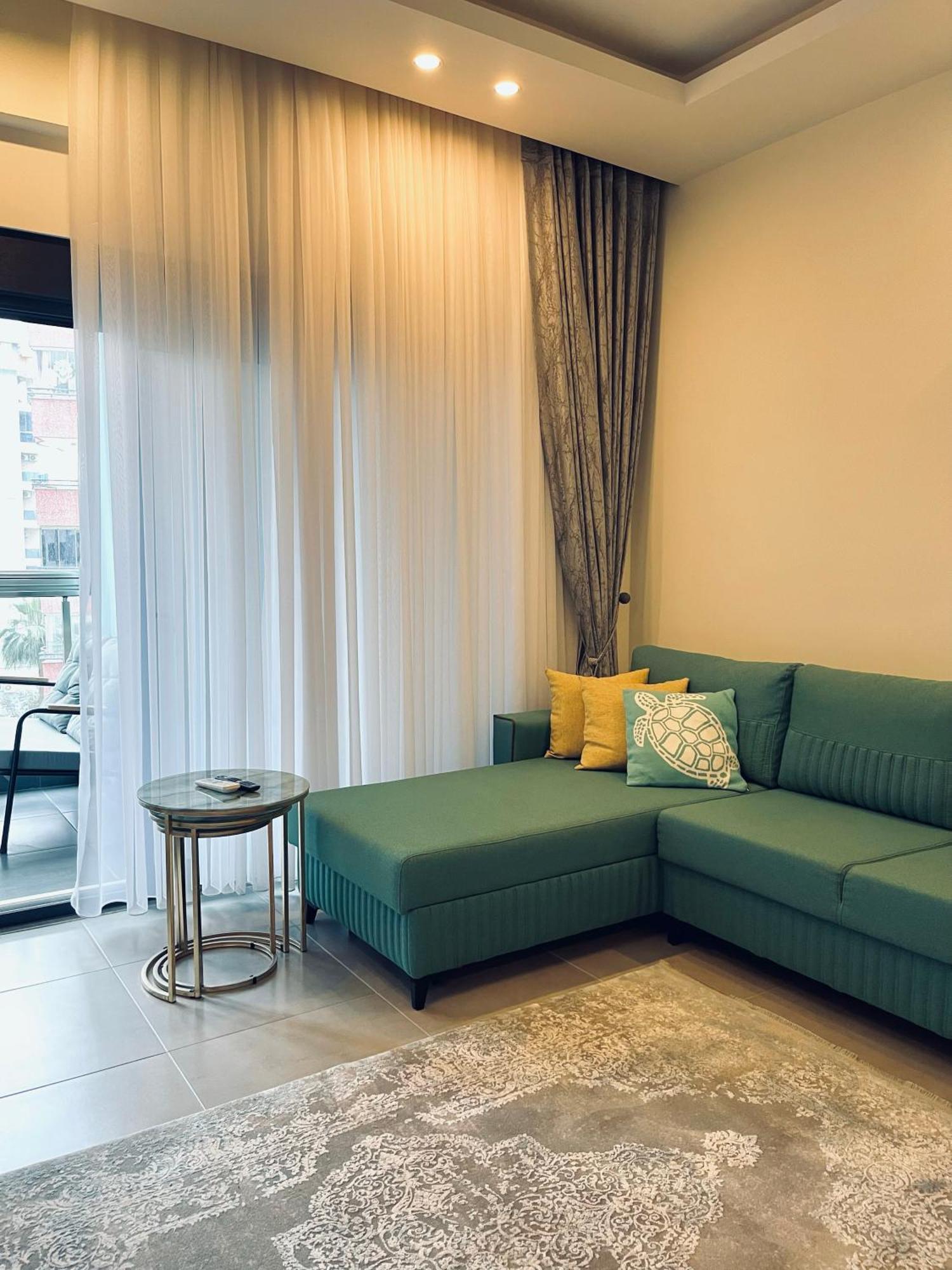 Sa Apartments! 300m To The & Yekta Mall Daire