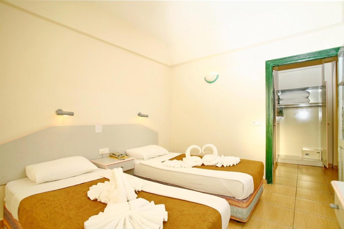 Magi Aparthotel 2*