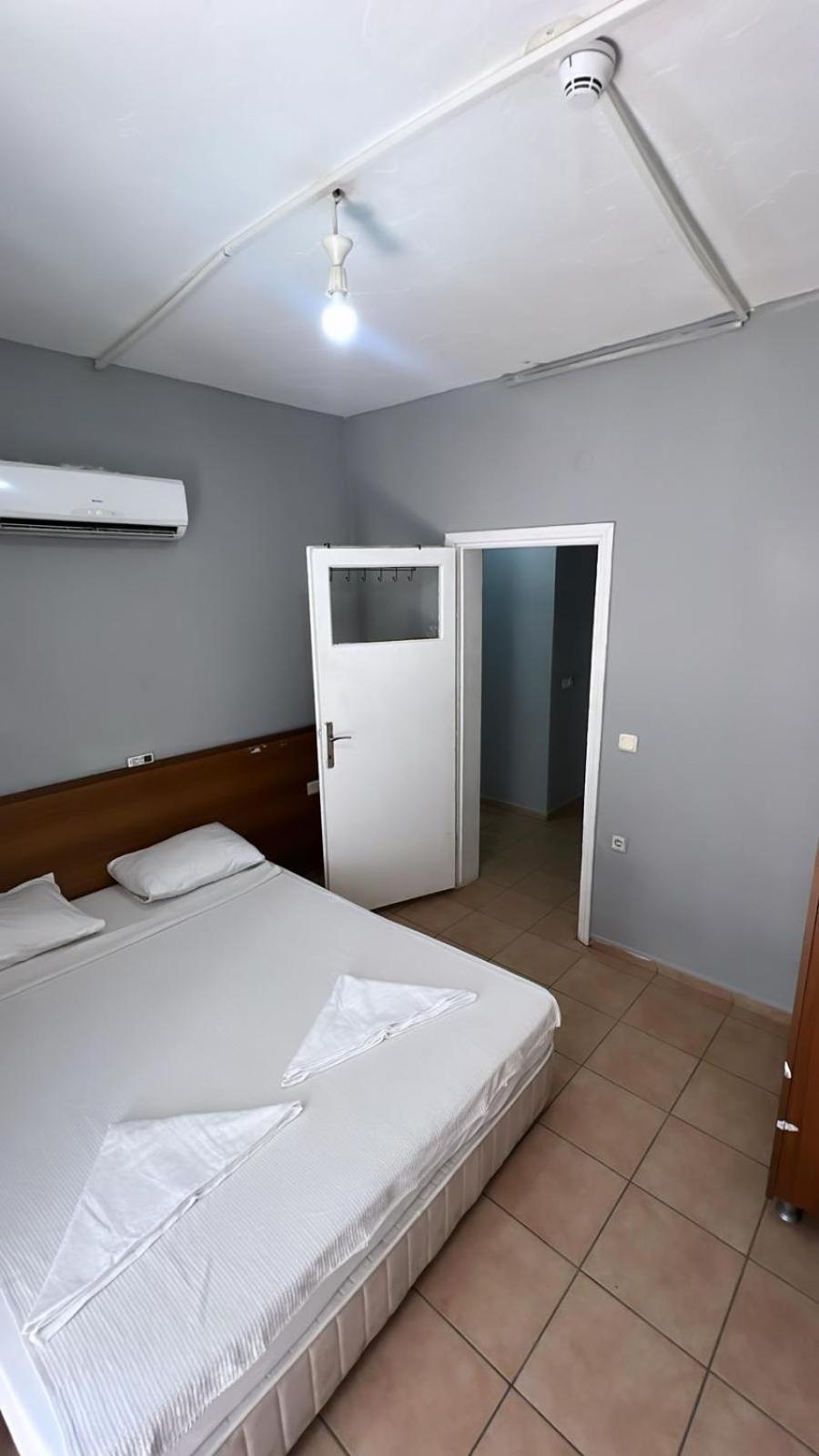Respect Aparthotel