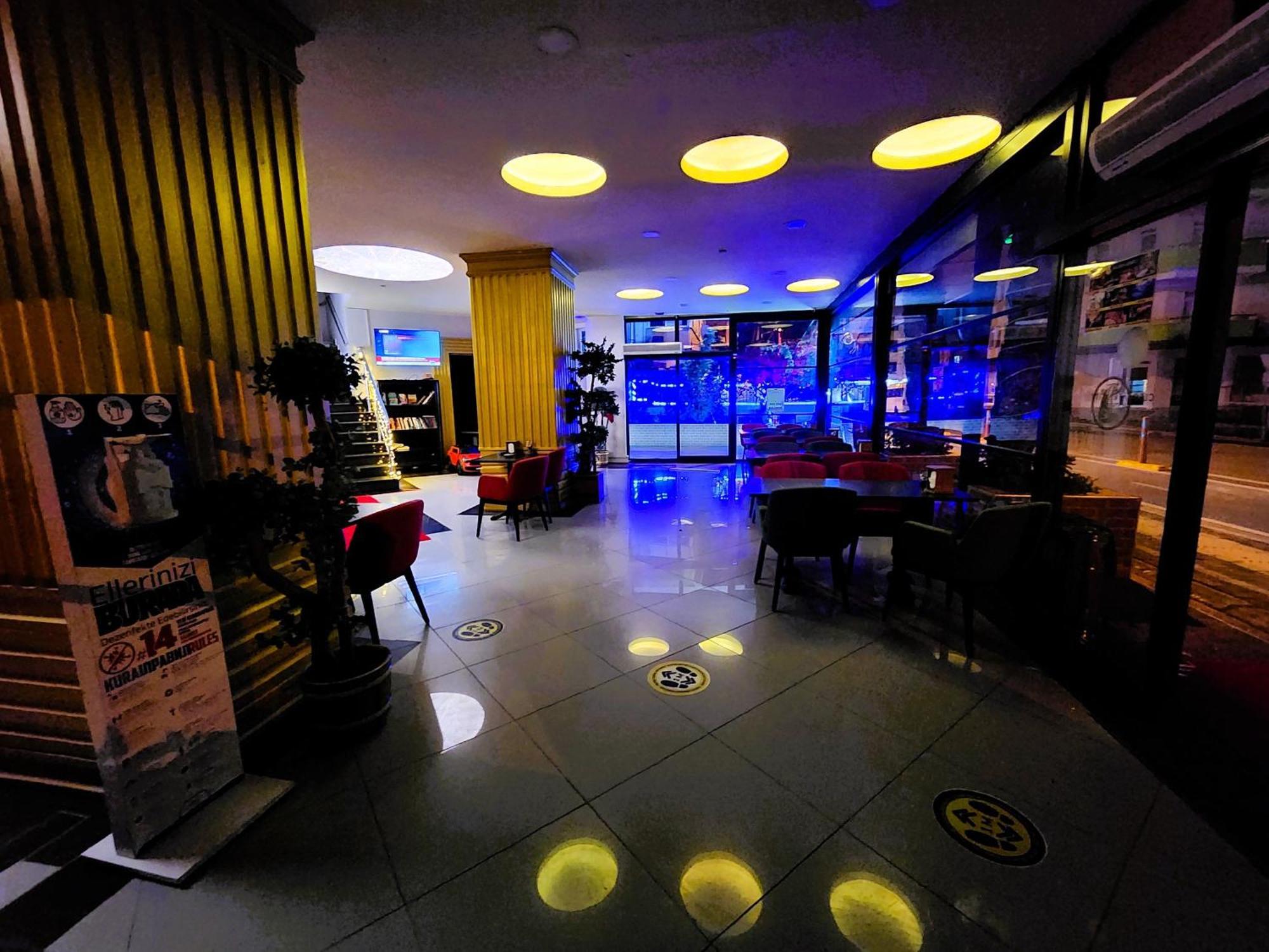 Cleopatra Hotel