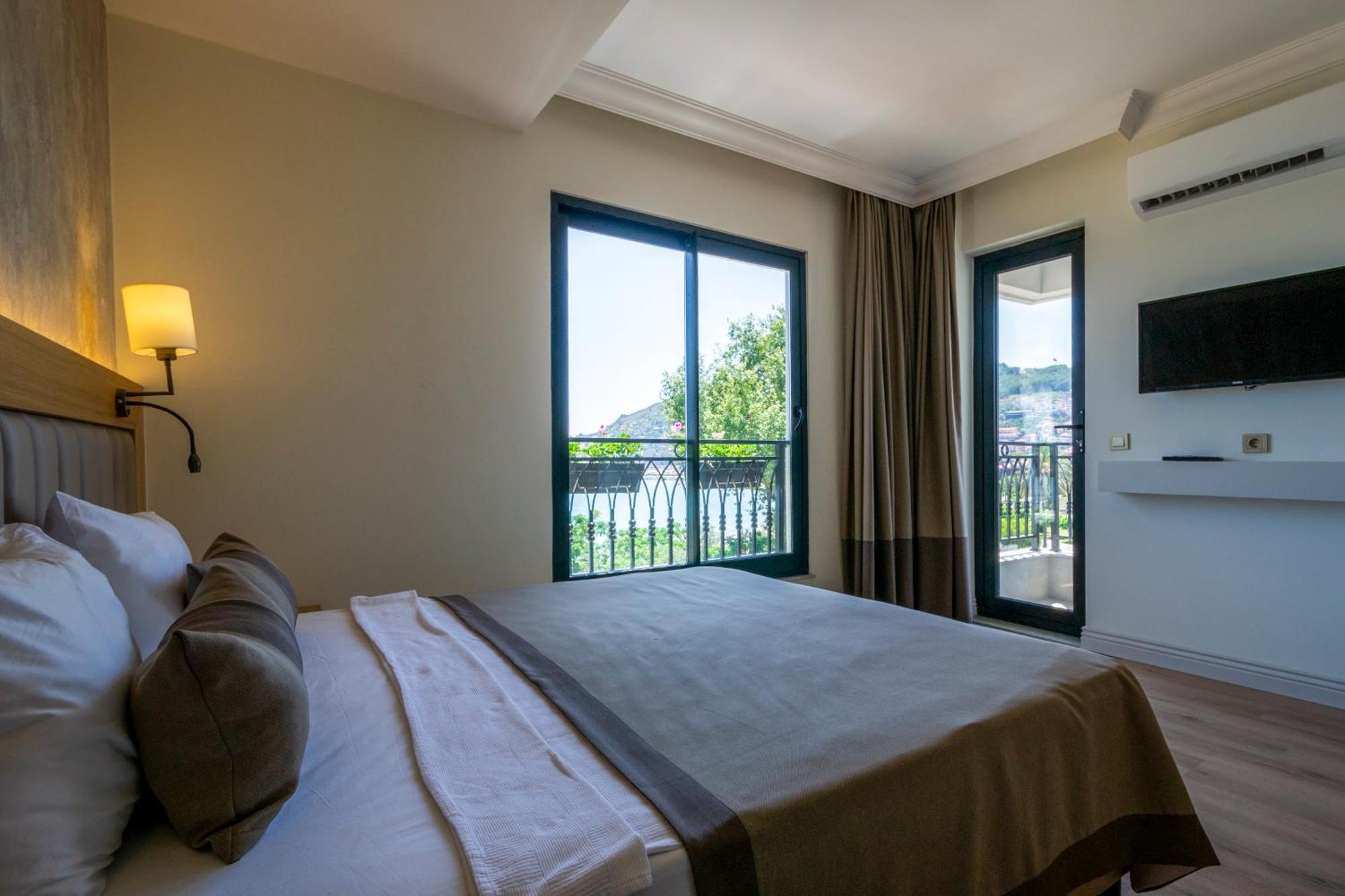 Demanor Adult Only Hotel