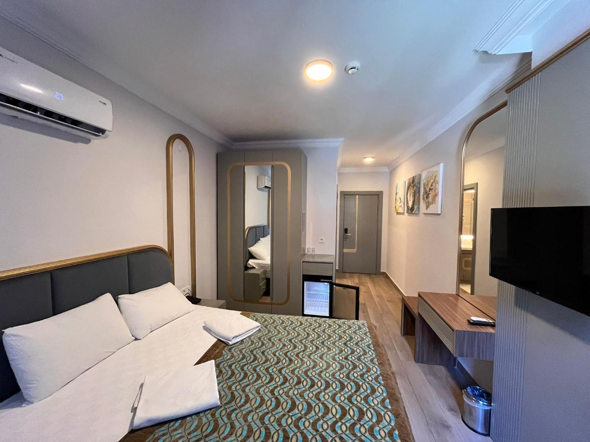 Aparthotel Gurses Life 3*