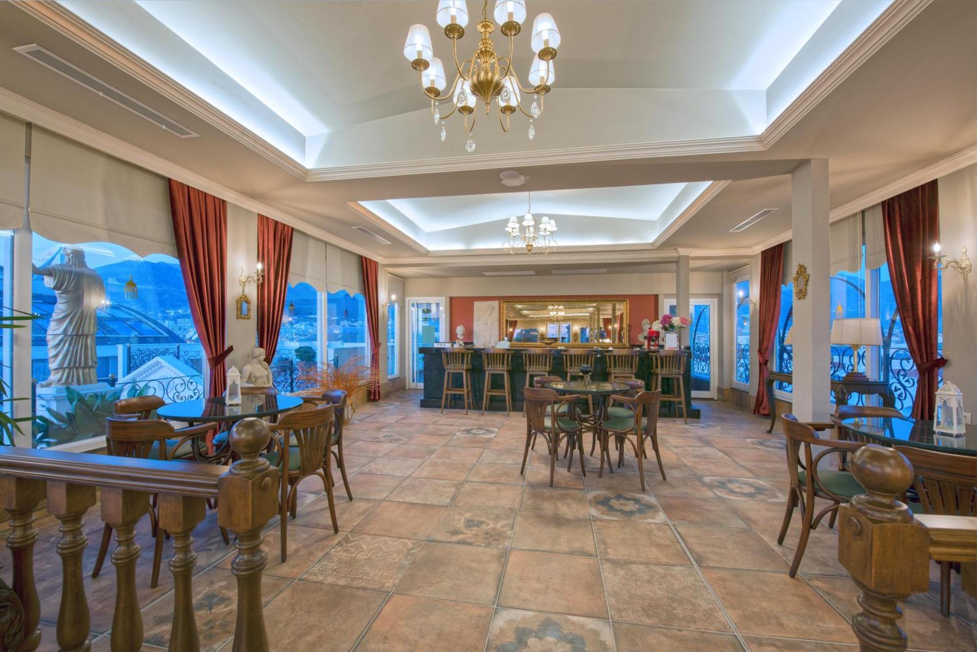Antique Palace Museum (adults Only) 5*