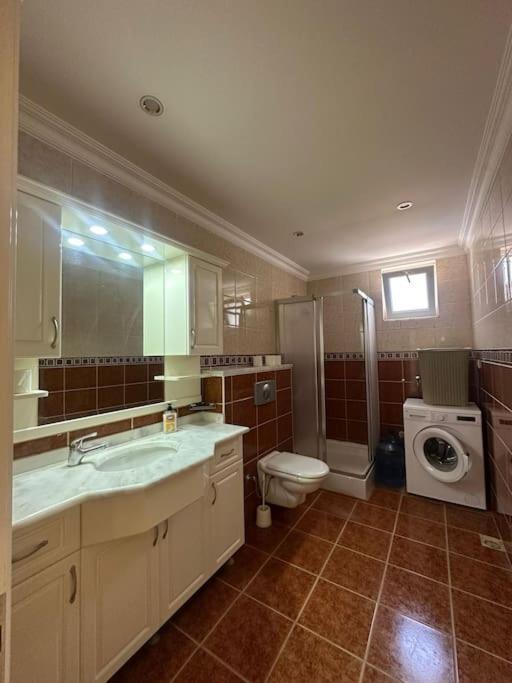 Villa Gold Da Oezel Havuzlu Muhtesem *