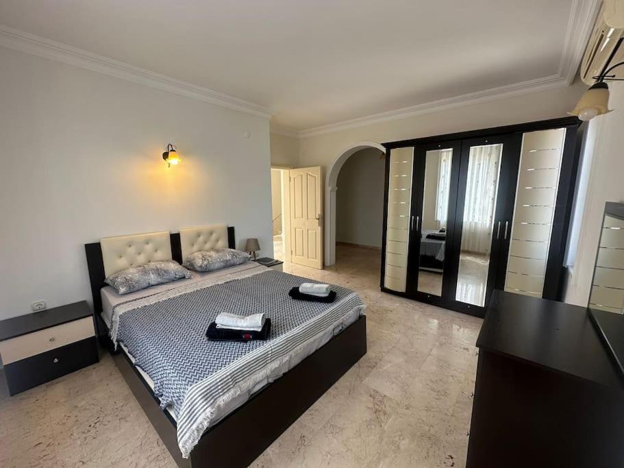 Villa Gold Da Oezel Havuzlu Muhtesem Alanya
