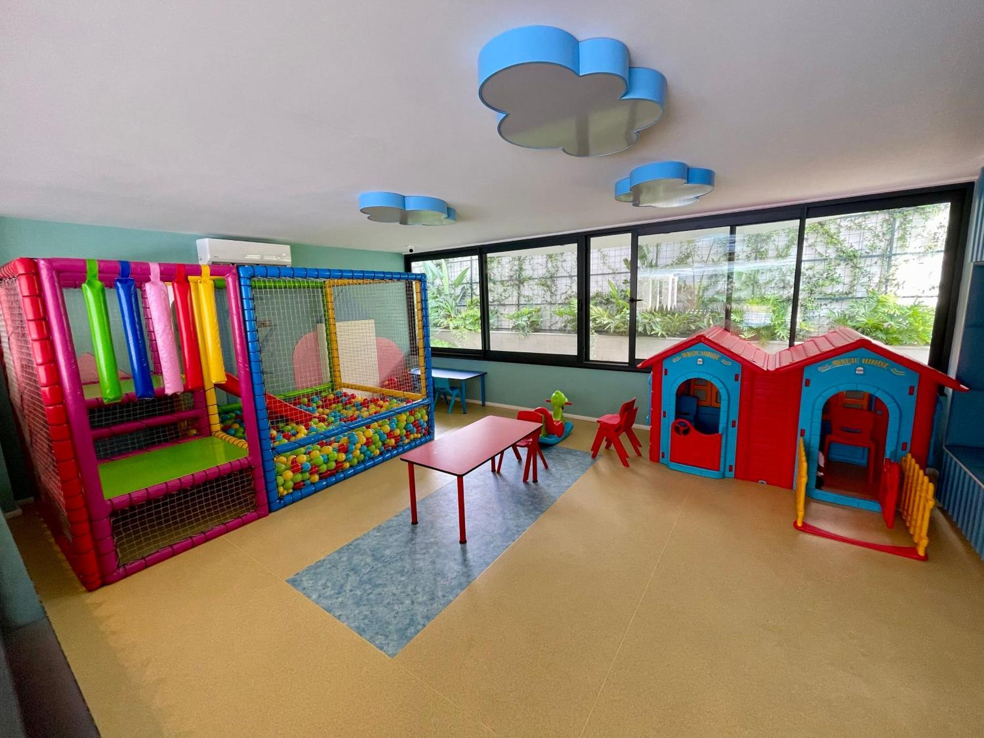 Luxury 1bd Flat 300m To The *