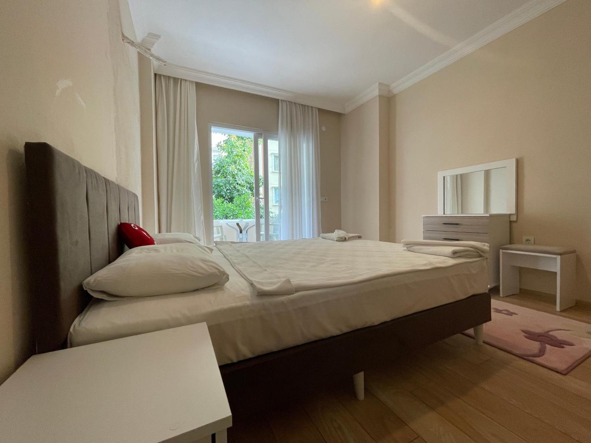 Select & Alanya