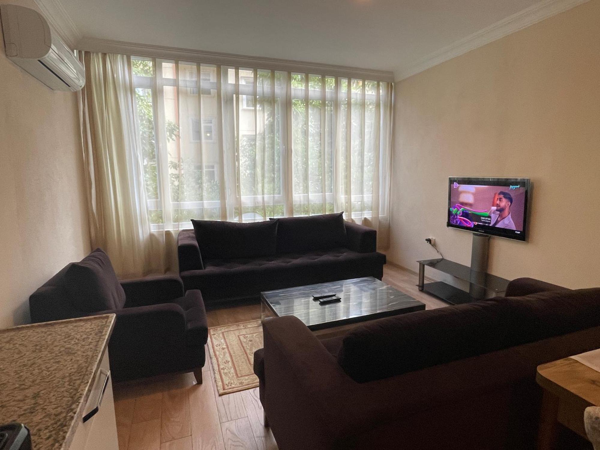 Select & Aparthotel 3*