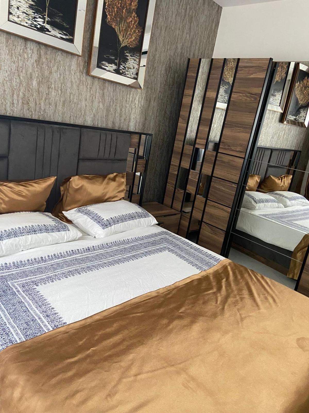 فاخرة Serenity Apartment *