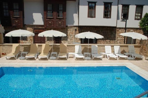 Daire Palm Beach Cleopatra House, Beautiful Private Just 300 Meters To Cleopatra Beach 14 With Umbrellas, Bikes And Many Extras Included! *